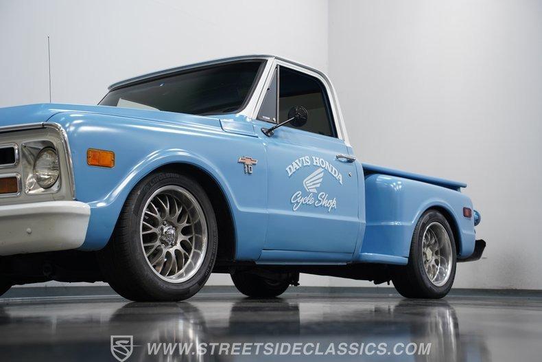 1968 Chevrolet C10 Stepside LS Restomod