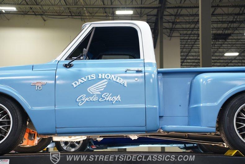 1968 Chevrolet C10 Stepside LS Restomod