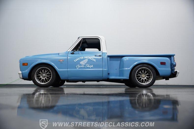 1968 Chevrolet C10 Stepside LS Restomod