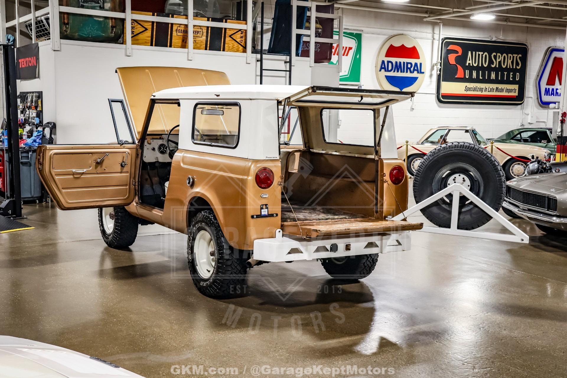 1965 International Scout 80