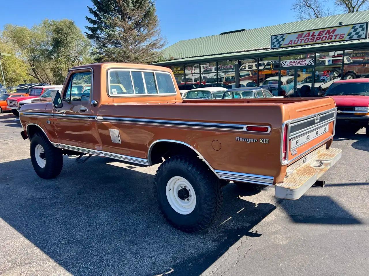 1976 Ford F-250 Highboy Ranger XLT - 4