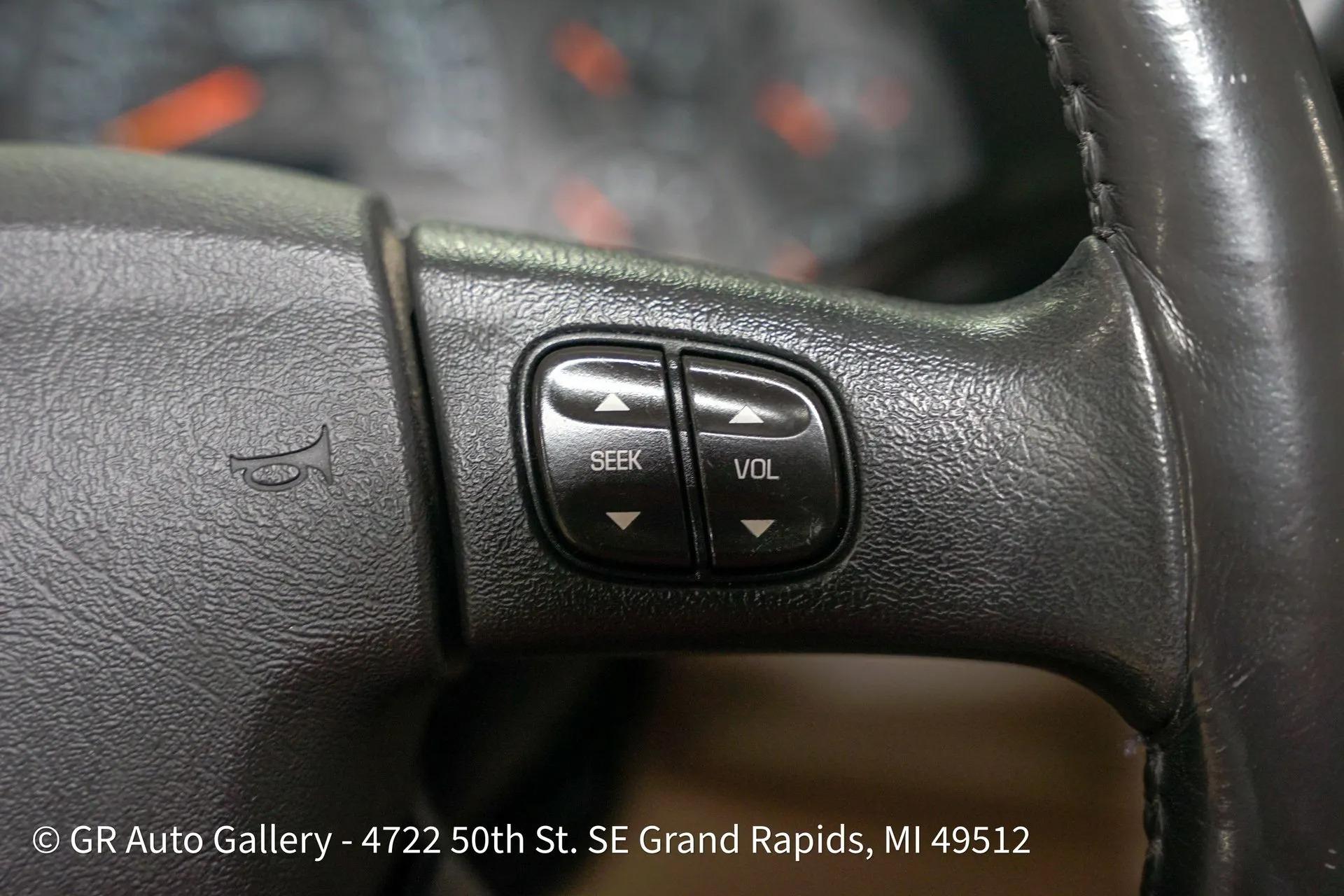 2003 Chevrolet Suburban K2500 LT