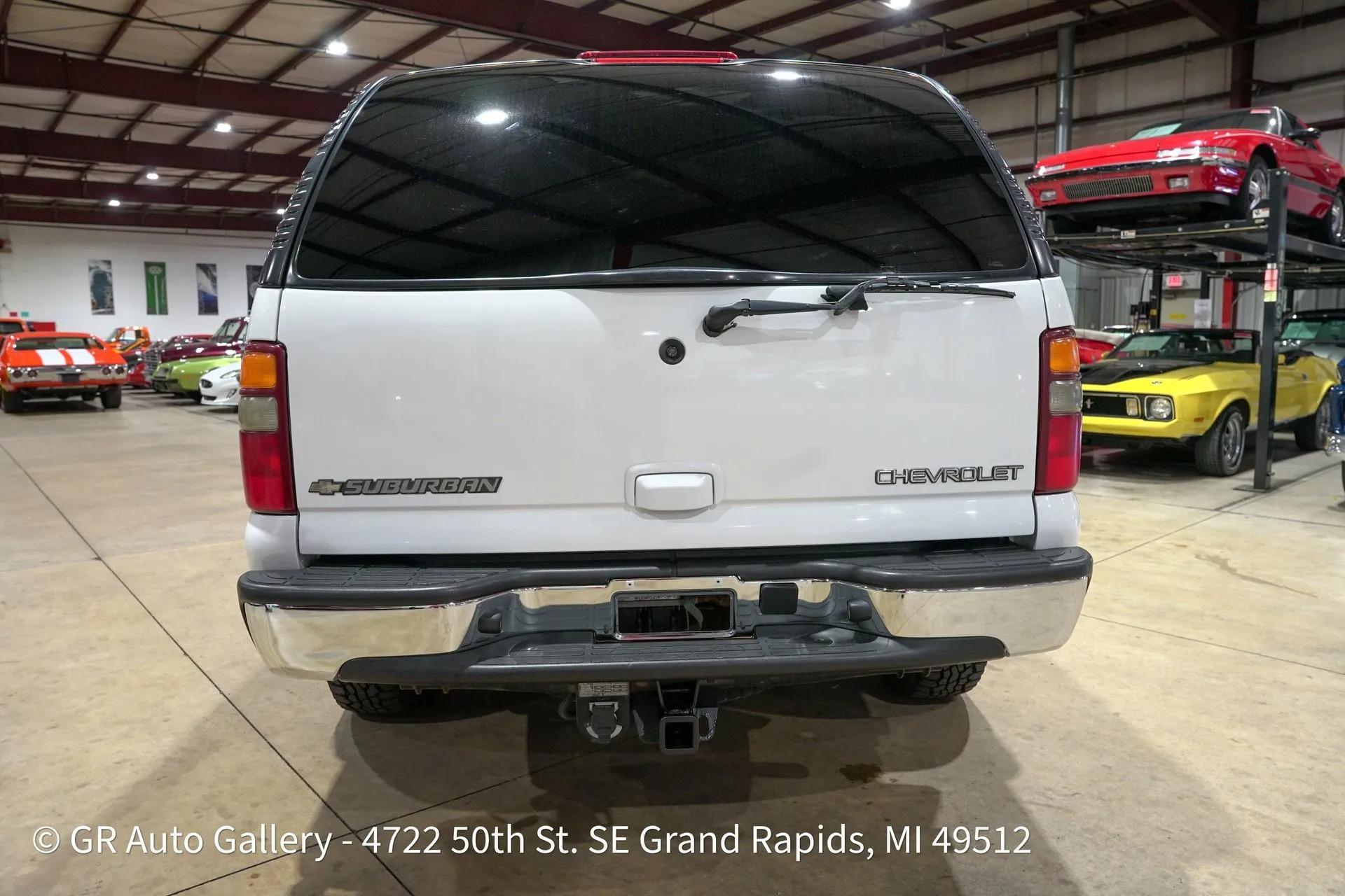 2003 Chevrolet Suburban K2500 LT