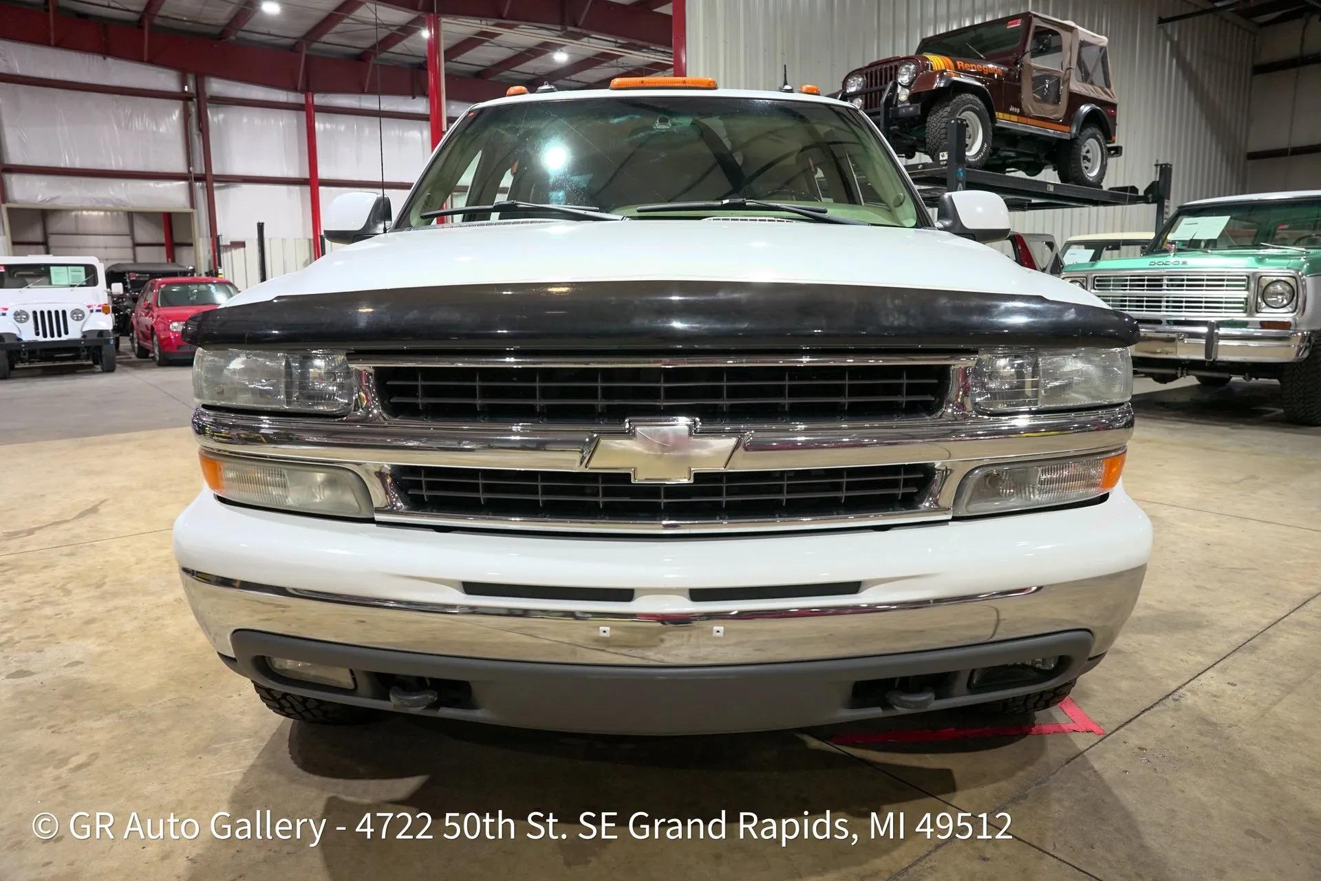 2003 Chevrolet Suburban K2500 LT