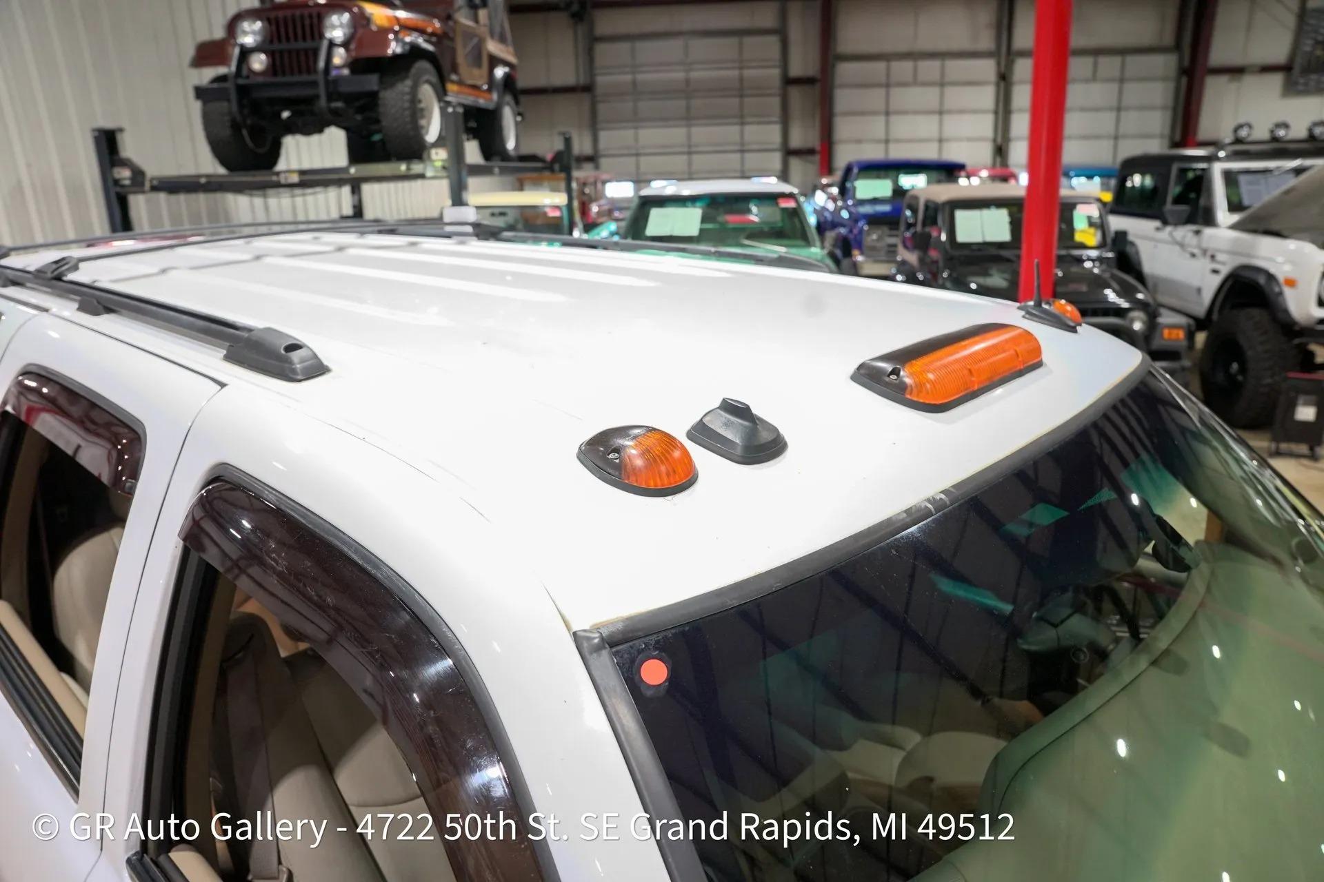 2003 Chevrolet Suburban K2500 LT