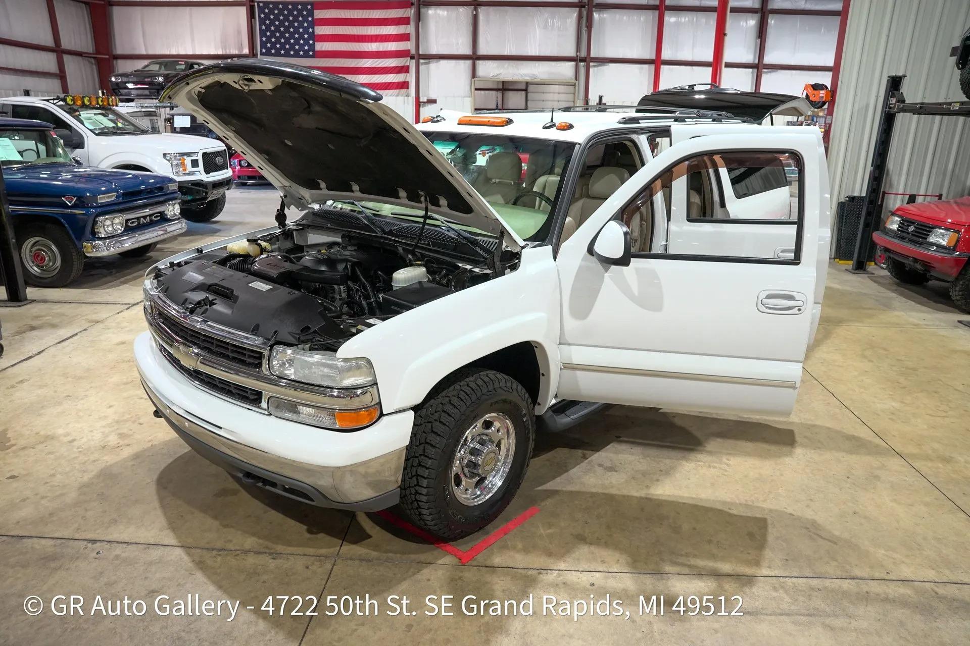 2003 Chevrolet Suburban K2500 LT
