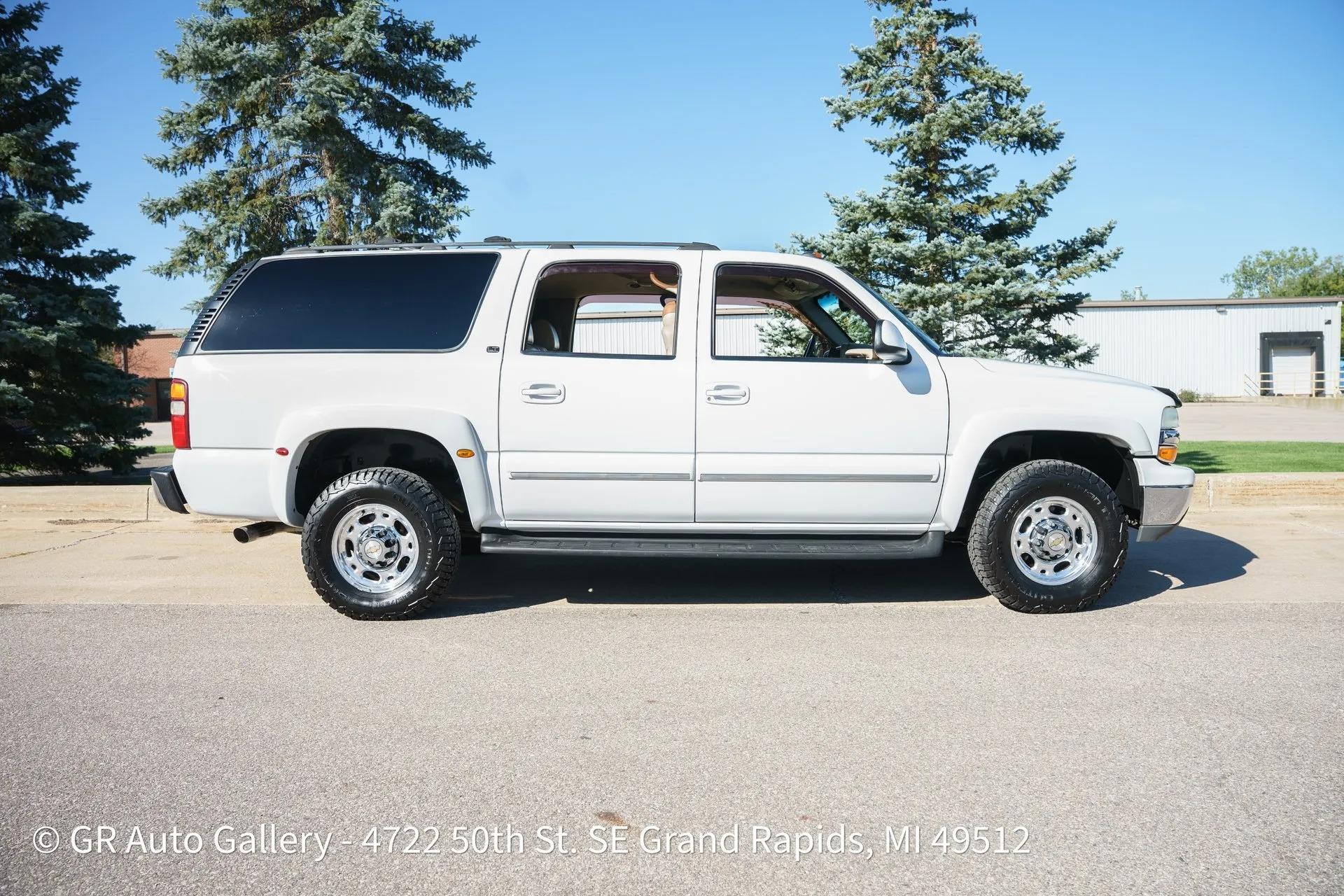 2003 Chevrolet Suburban K2500 LT