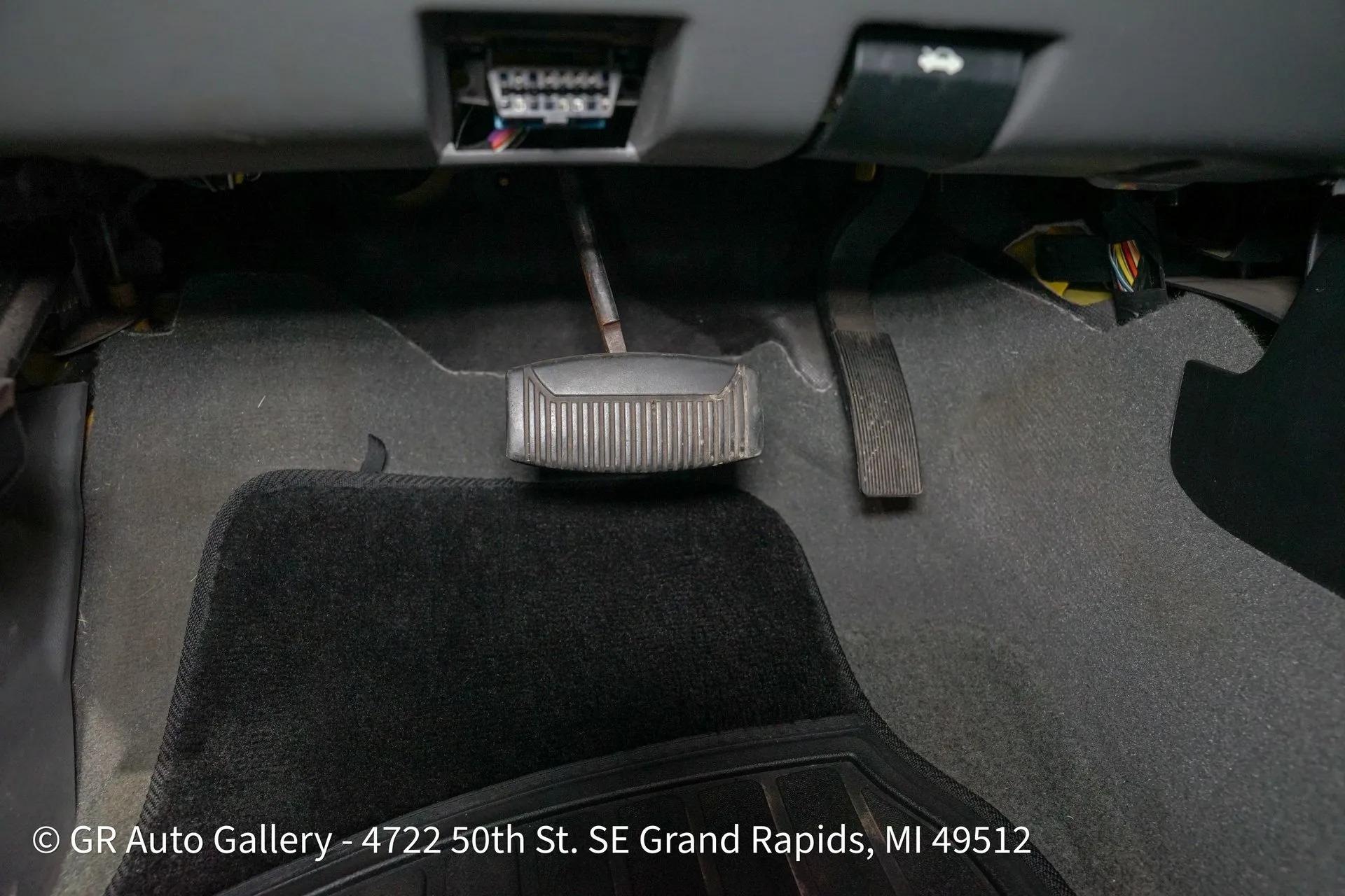 26k-Mile 2006 Ford Ranger XLT 4x4