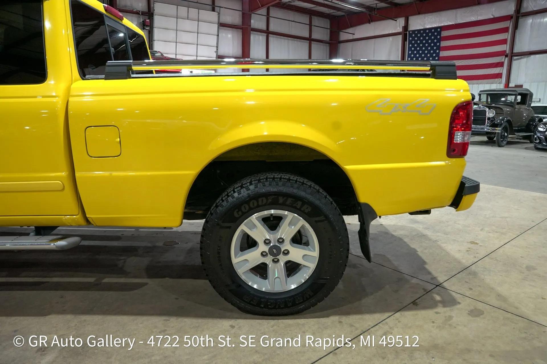 26k-Mile 2006 Ford Ranger XLT 4x4 - 5