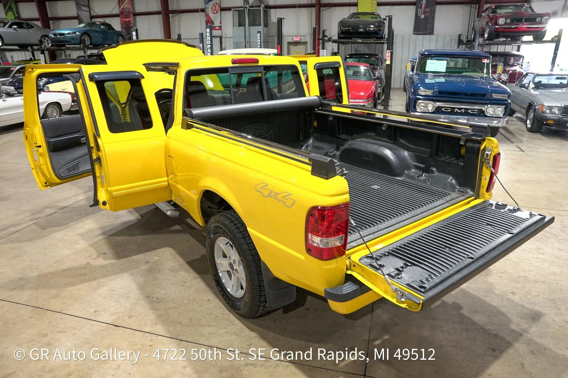 26k-Mile 2006 Ford Ranger XLT 4x4
