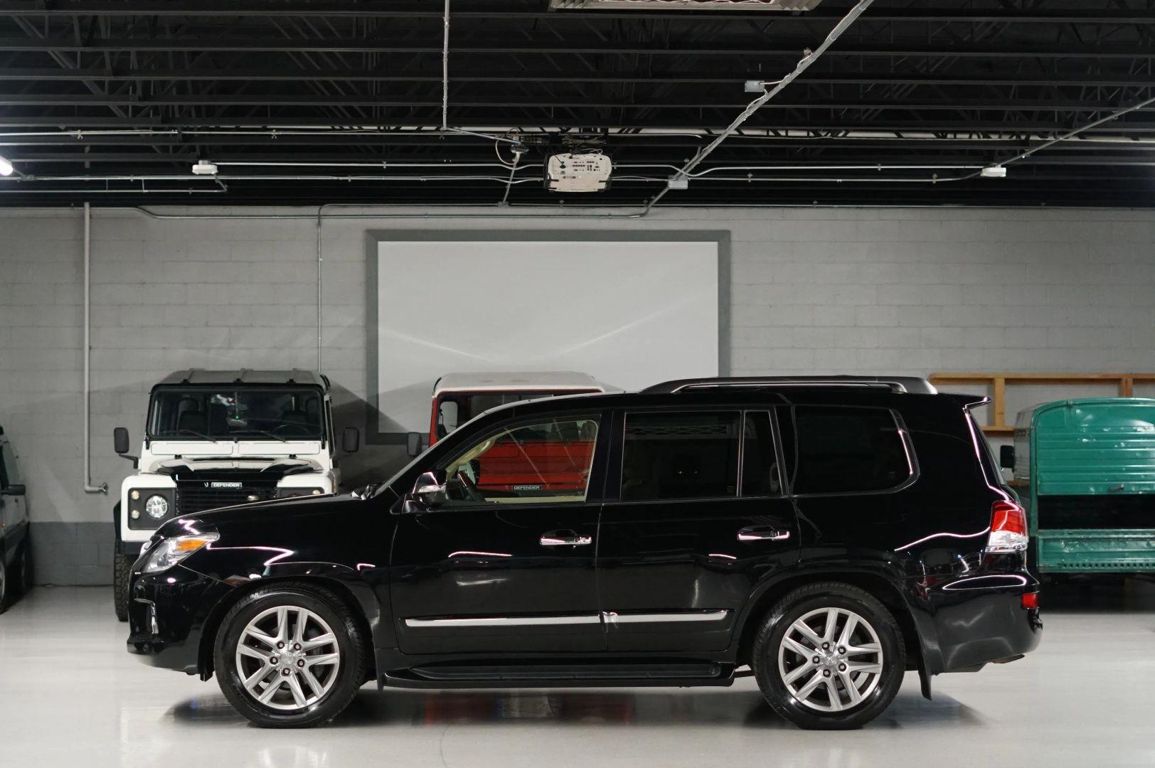 2013 Lexus LX 570 - 2