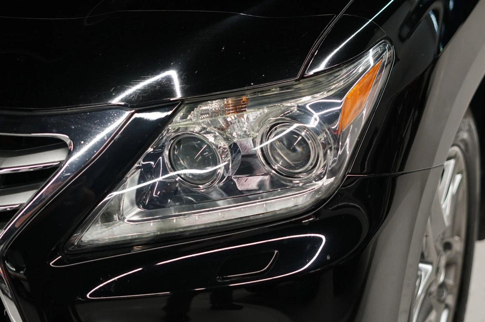 2013 Lexus LX 570