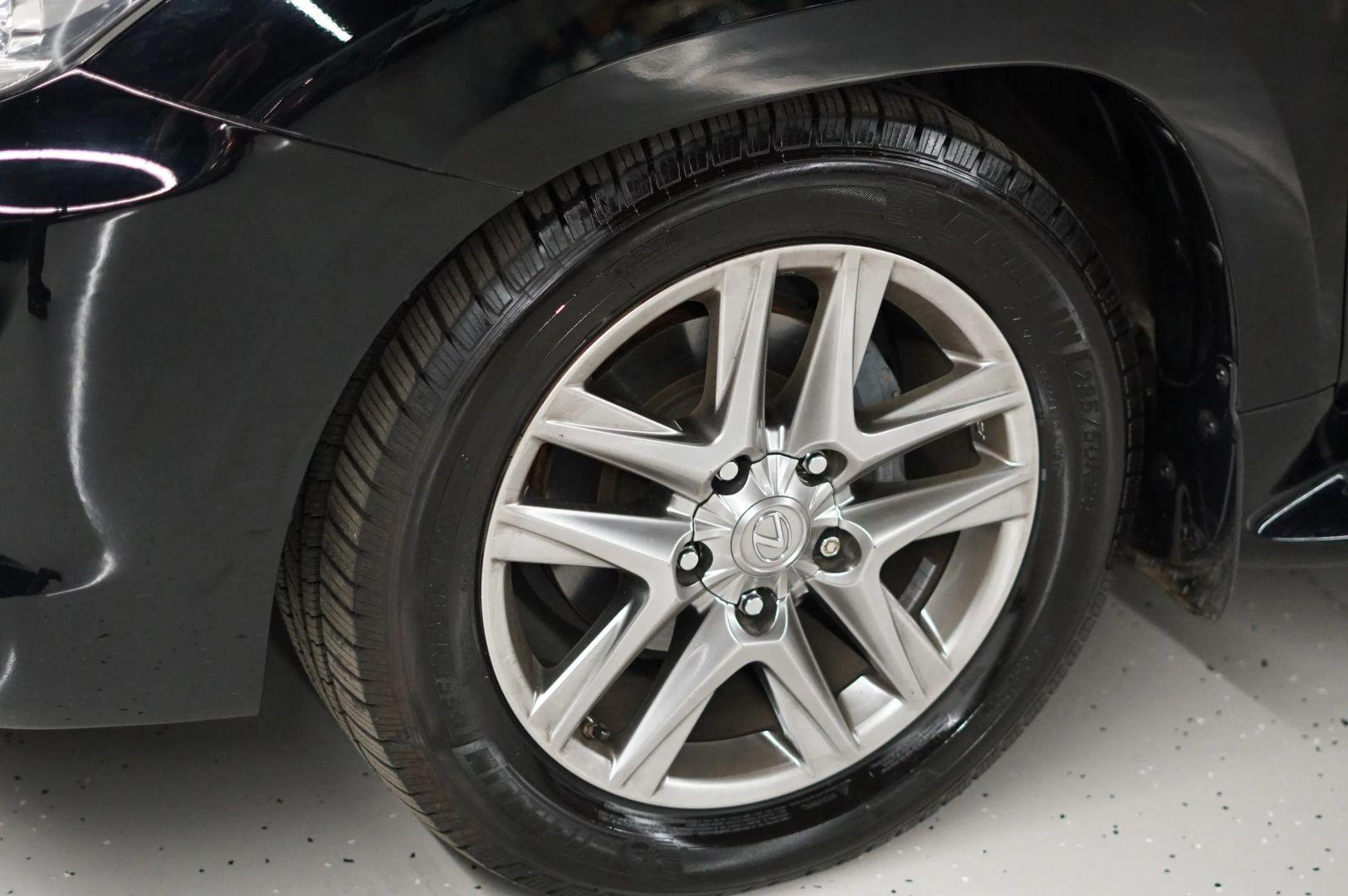 2013 Lexus LX 570