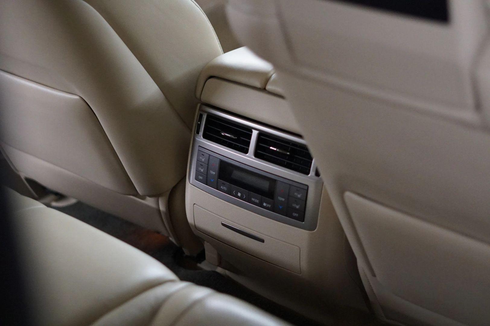 2013 Lexus LX 570