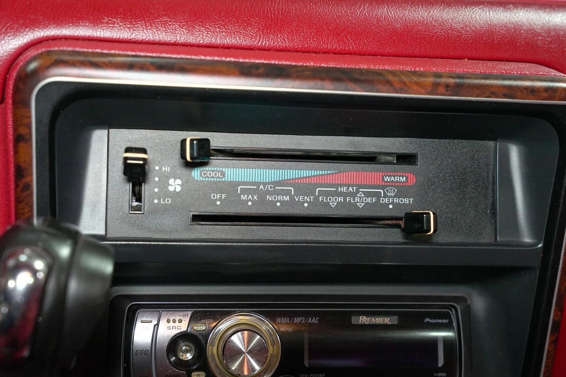 1991 Ford F-350 XLT Lariat