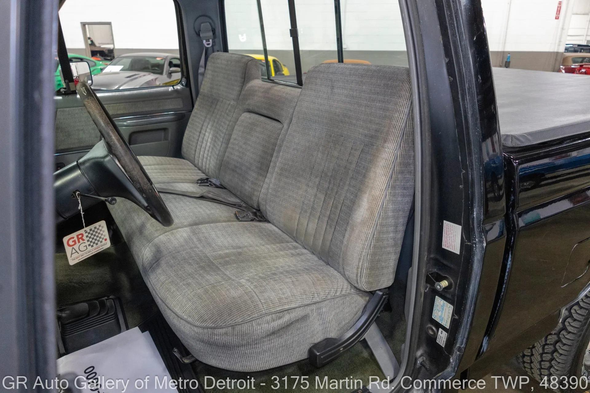 1988 Ford F150 XLT Lariat