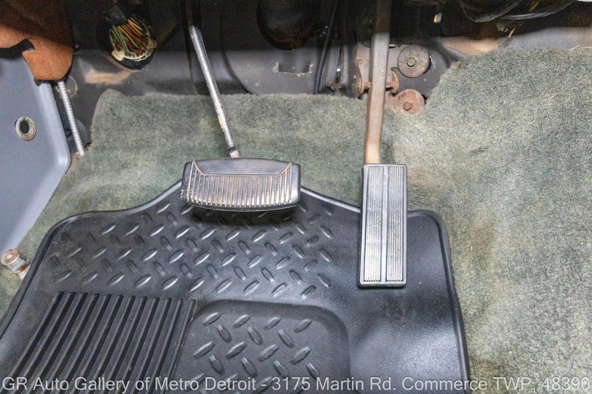 1988 Ford F150 XLT Lariat