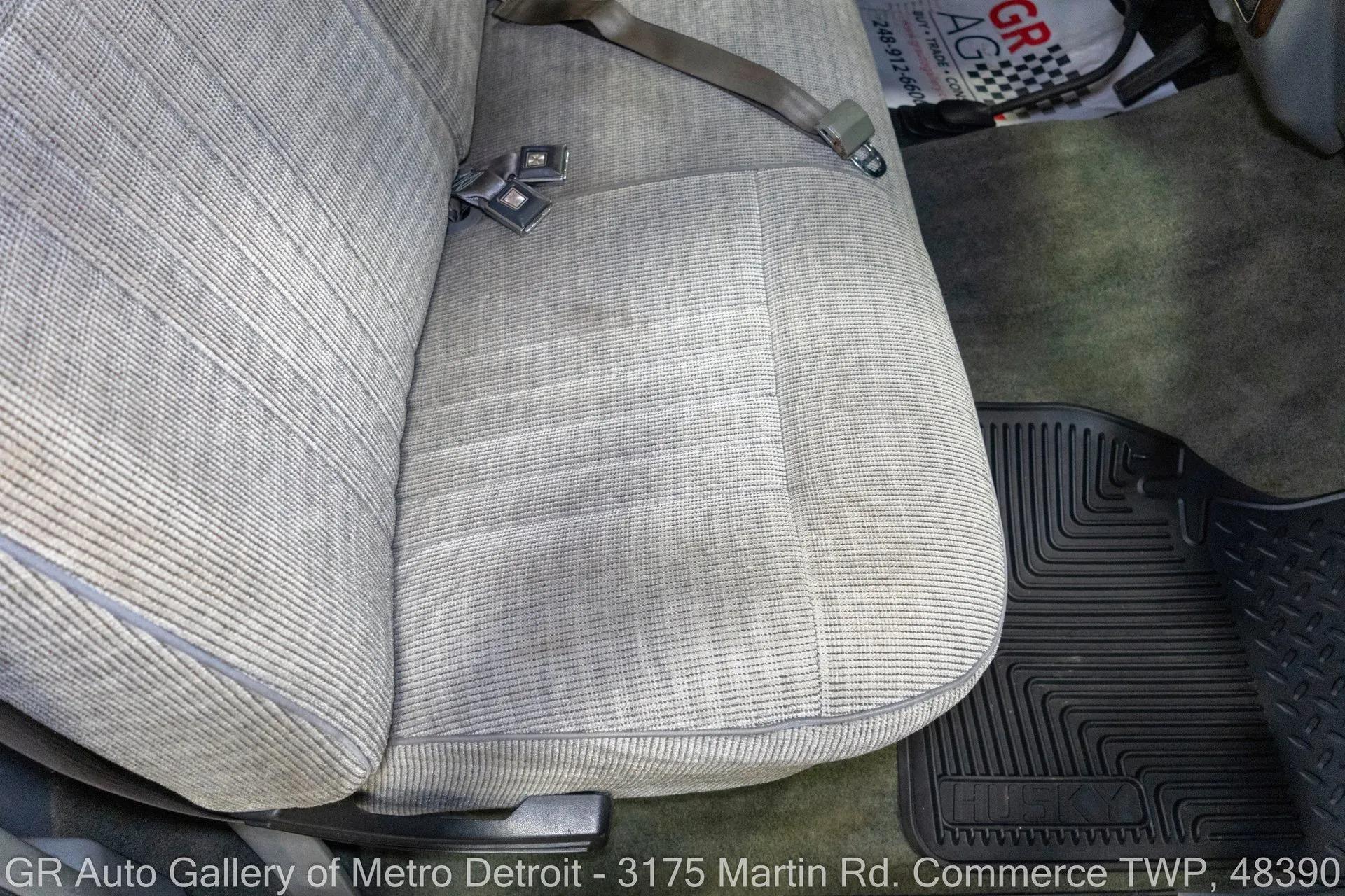 1988 Ford F150 XLT Lariat