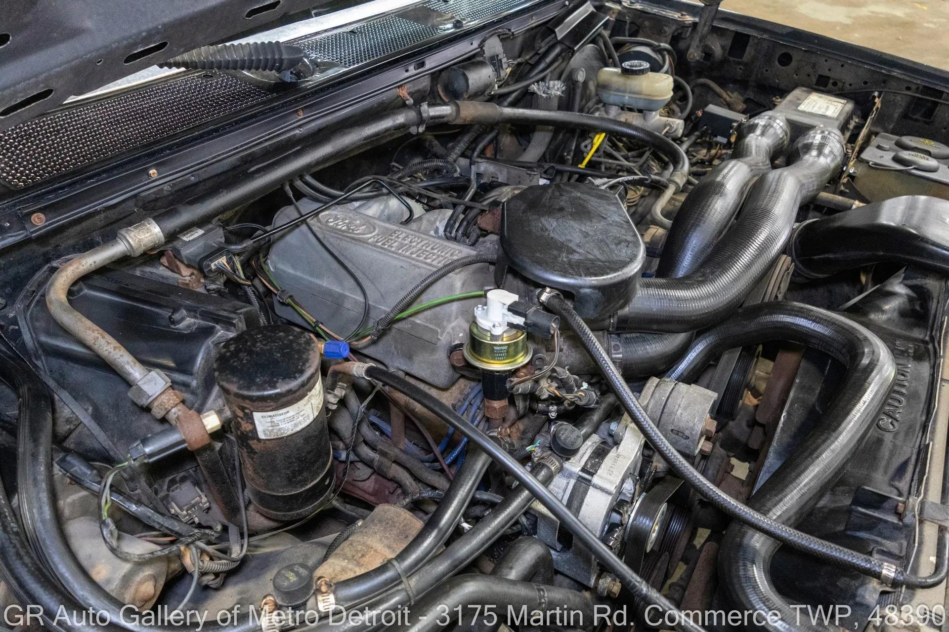 1988 Ford F150 XLT Lariat