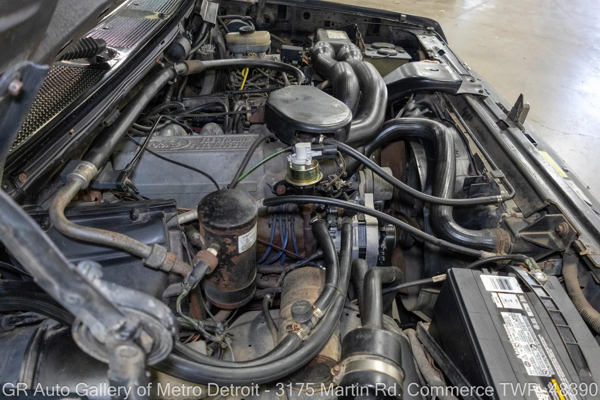 1988 Ford F150 XLT Lariat
