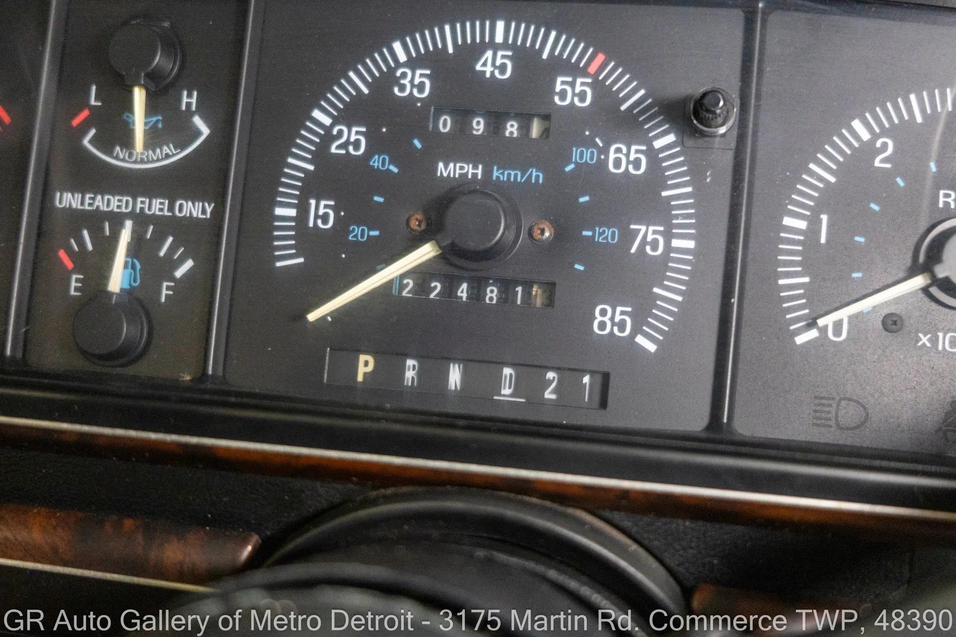 1988 Ford F150 XLT Lariat