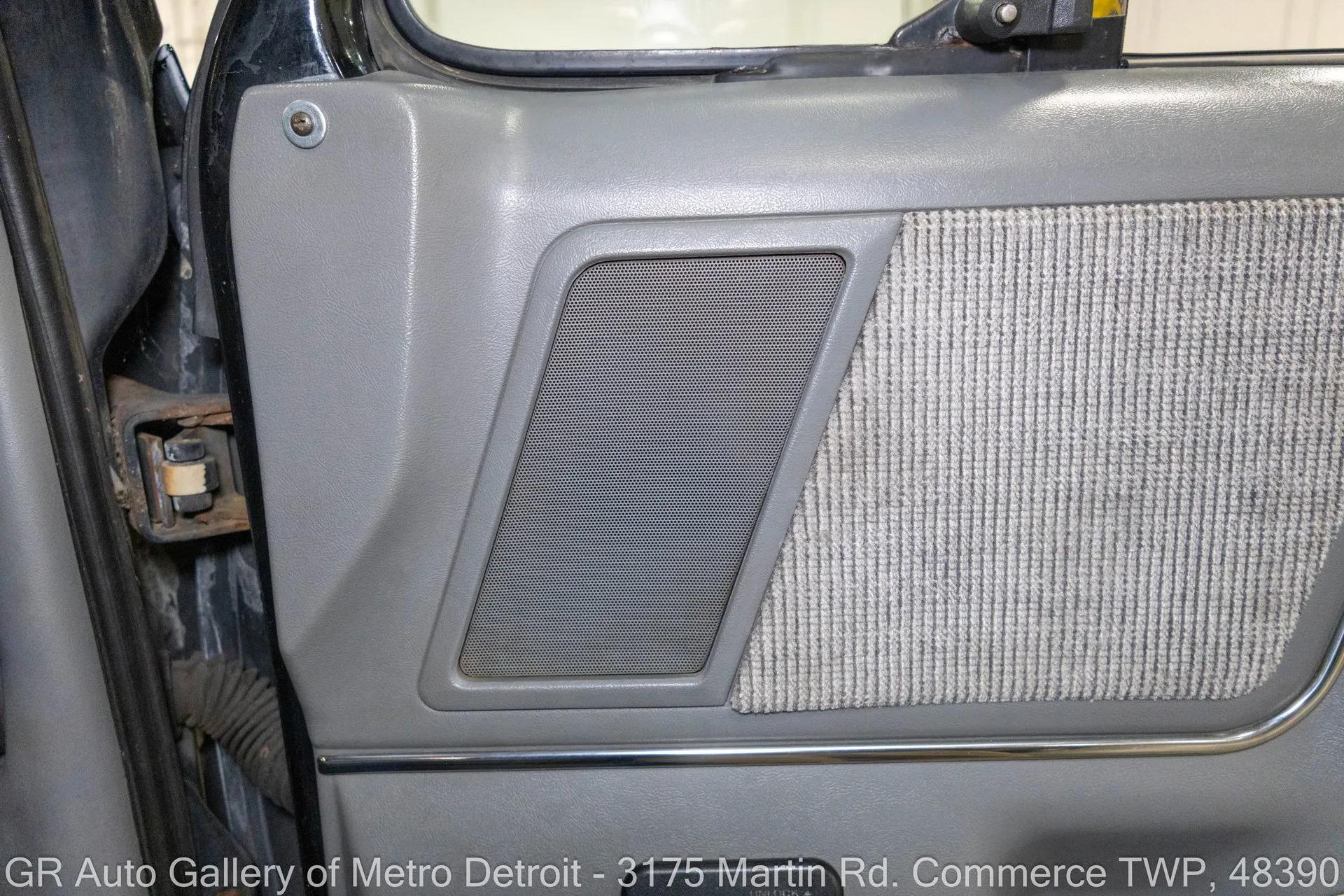 1988 Ford F150 XLT Lariat