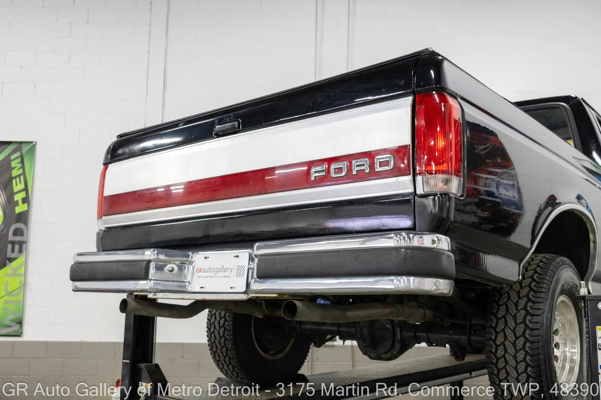 1988 Ford F150 XLT Lariat