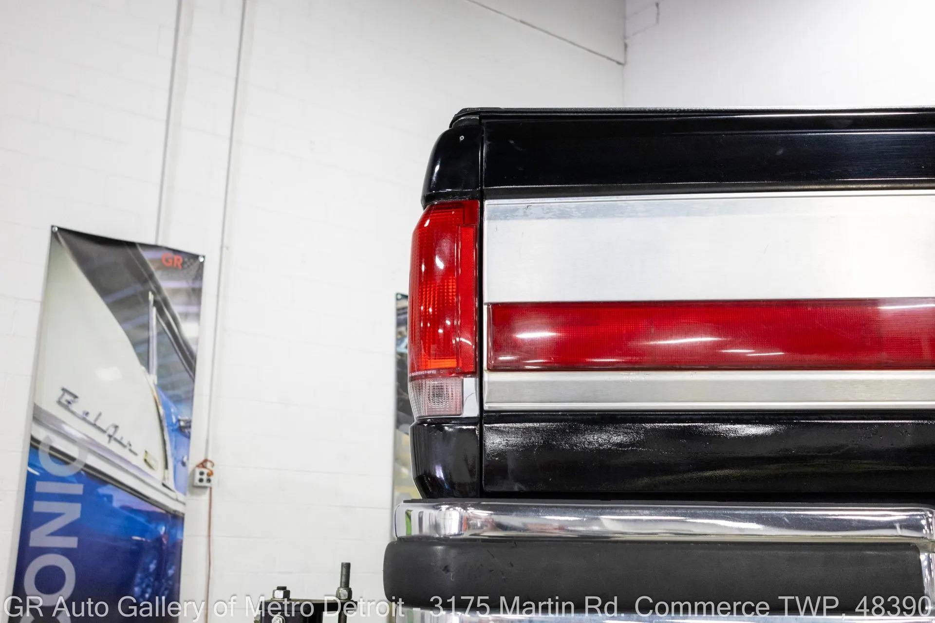 1988 Ford F150 XLT Lariat