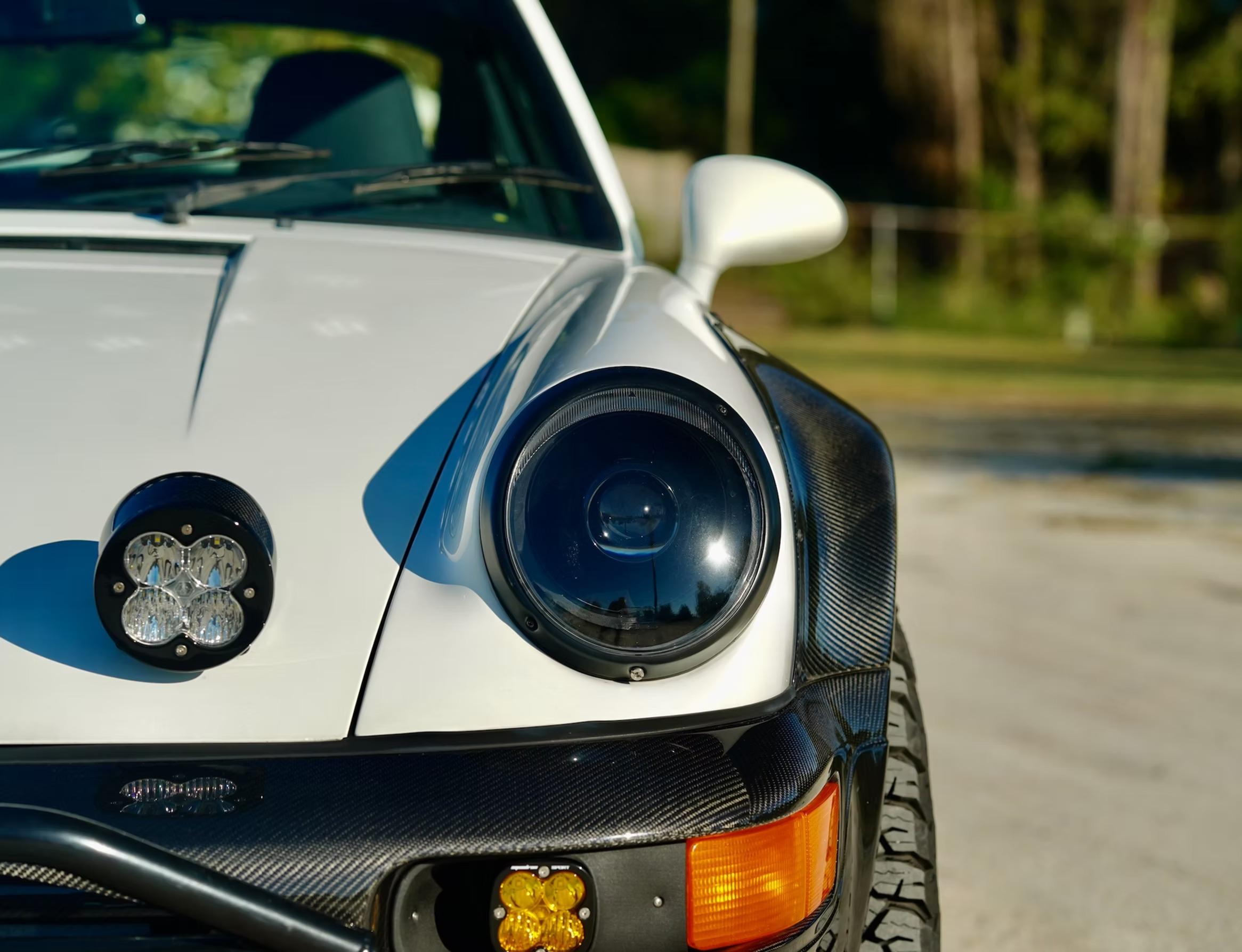1989 Porsche 911 Carrera 4 Meridian 911 #001