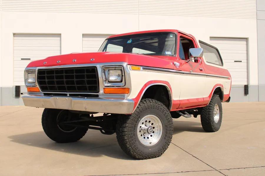  Ford Bronco