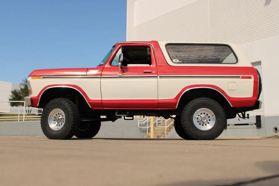 1978 Ford Bronco Ranger XLT - 2