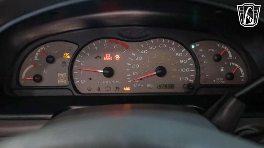 2002 Toyota Sequoia SR5