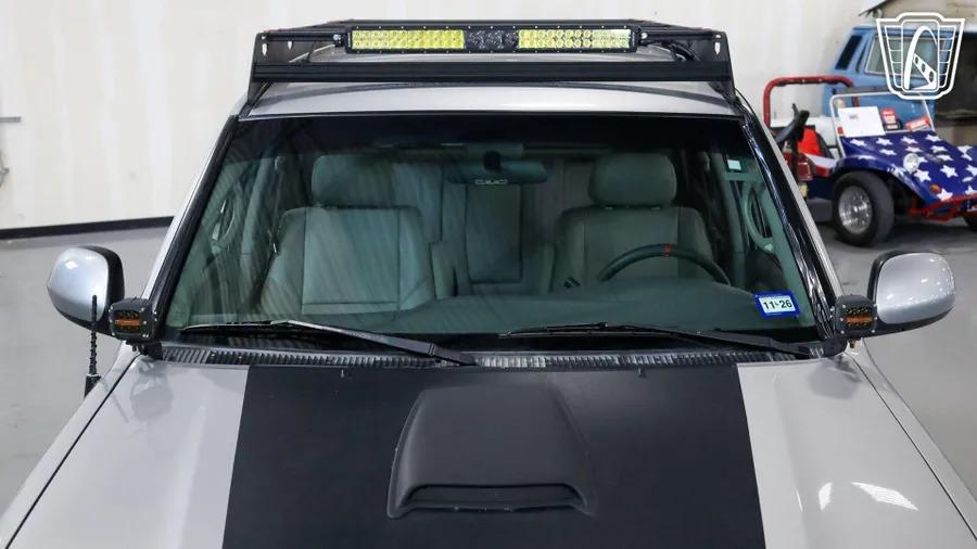 2002 Toyota Sequoia SR5