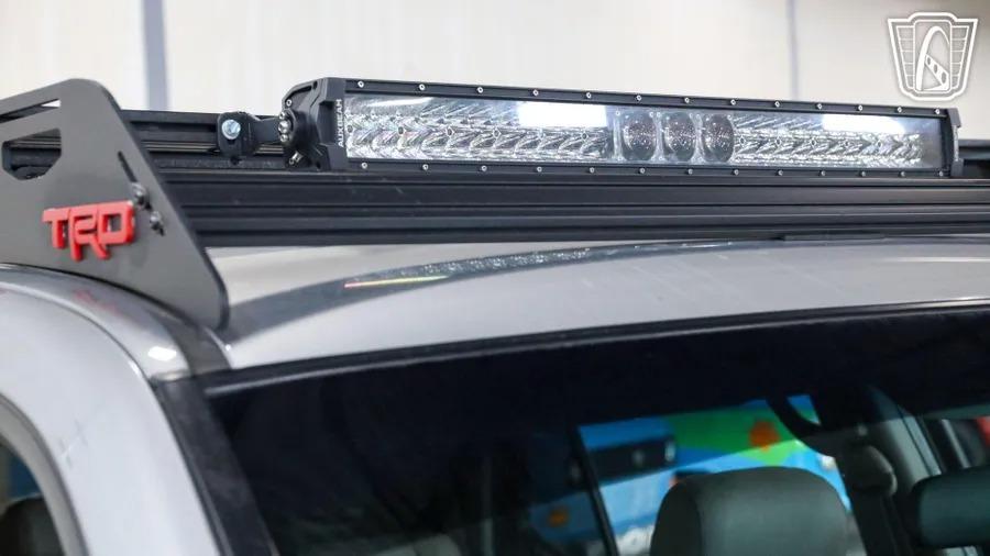 2002 Toyota Sequoia SR5