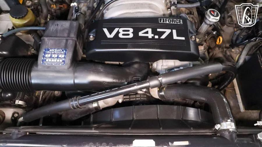 2002 Toyota Sequoia SR5