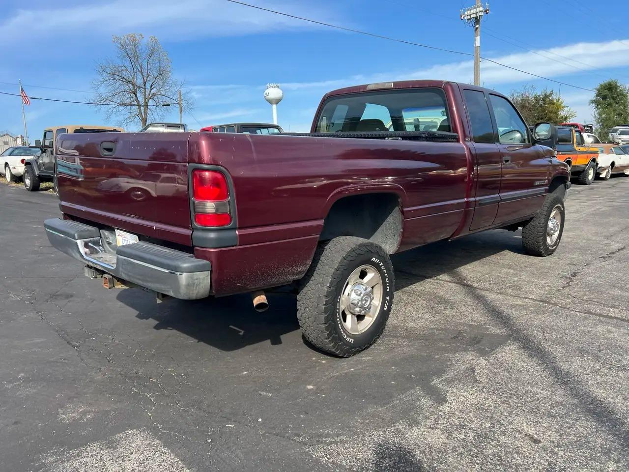 2001 Dodge Ram 2500 SLT Club Cub - 2