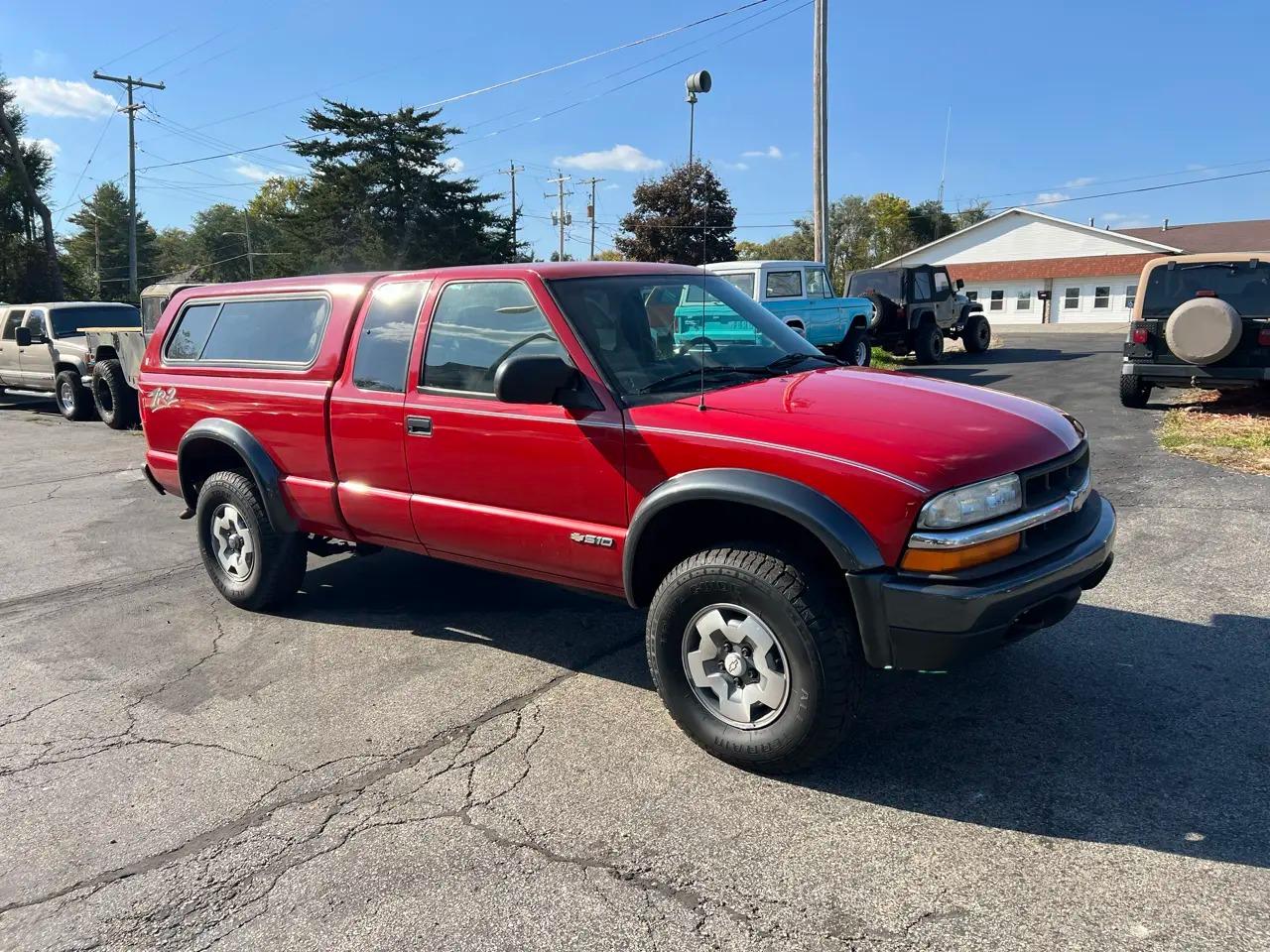 2003 Chevrolet S-10 LS - 2