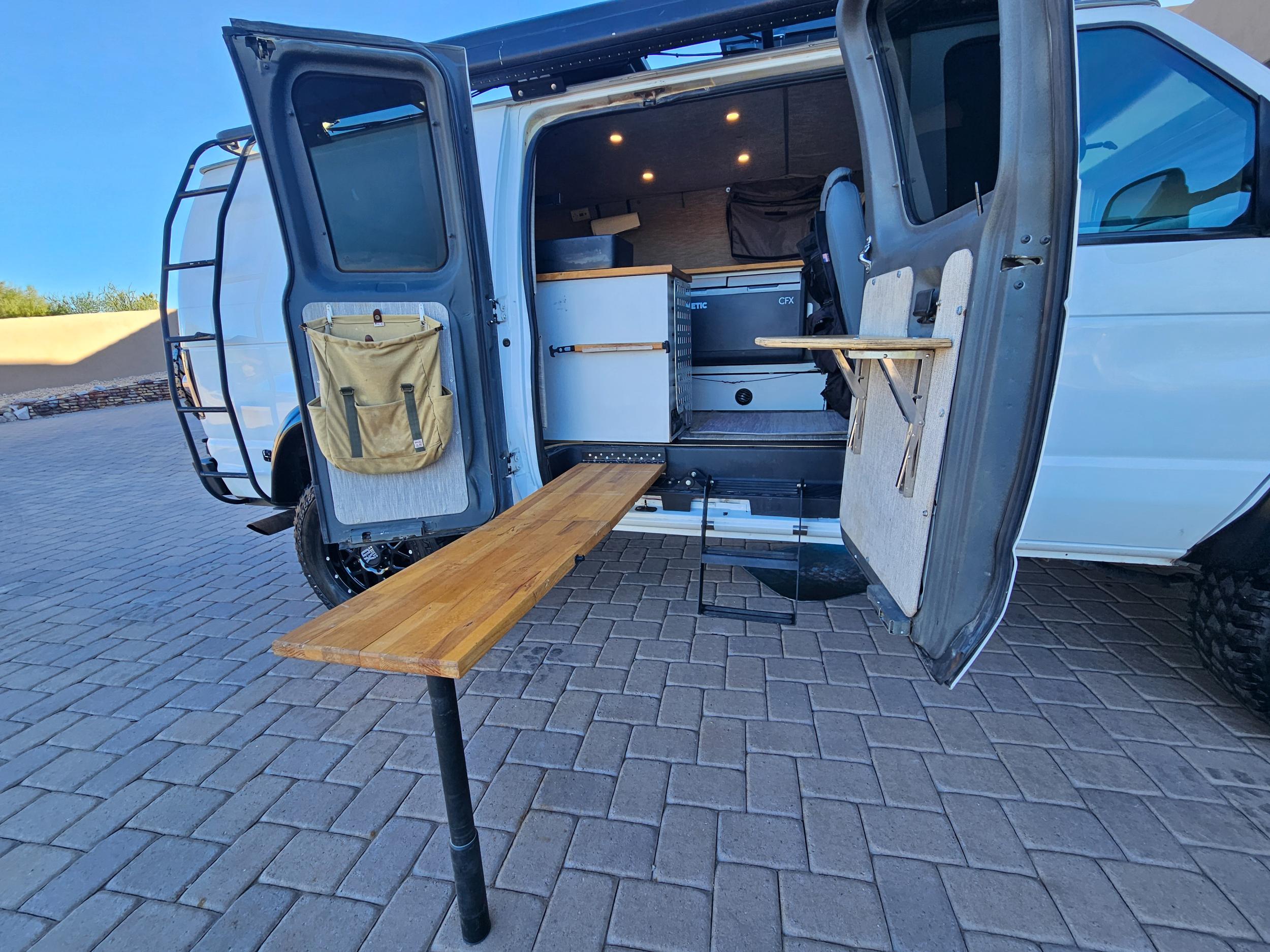 1998 Ford E-350 Adventure Van