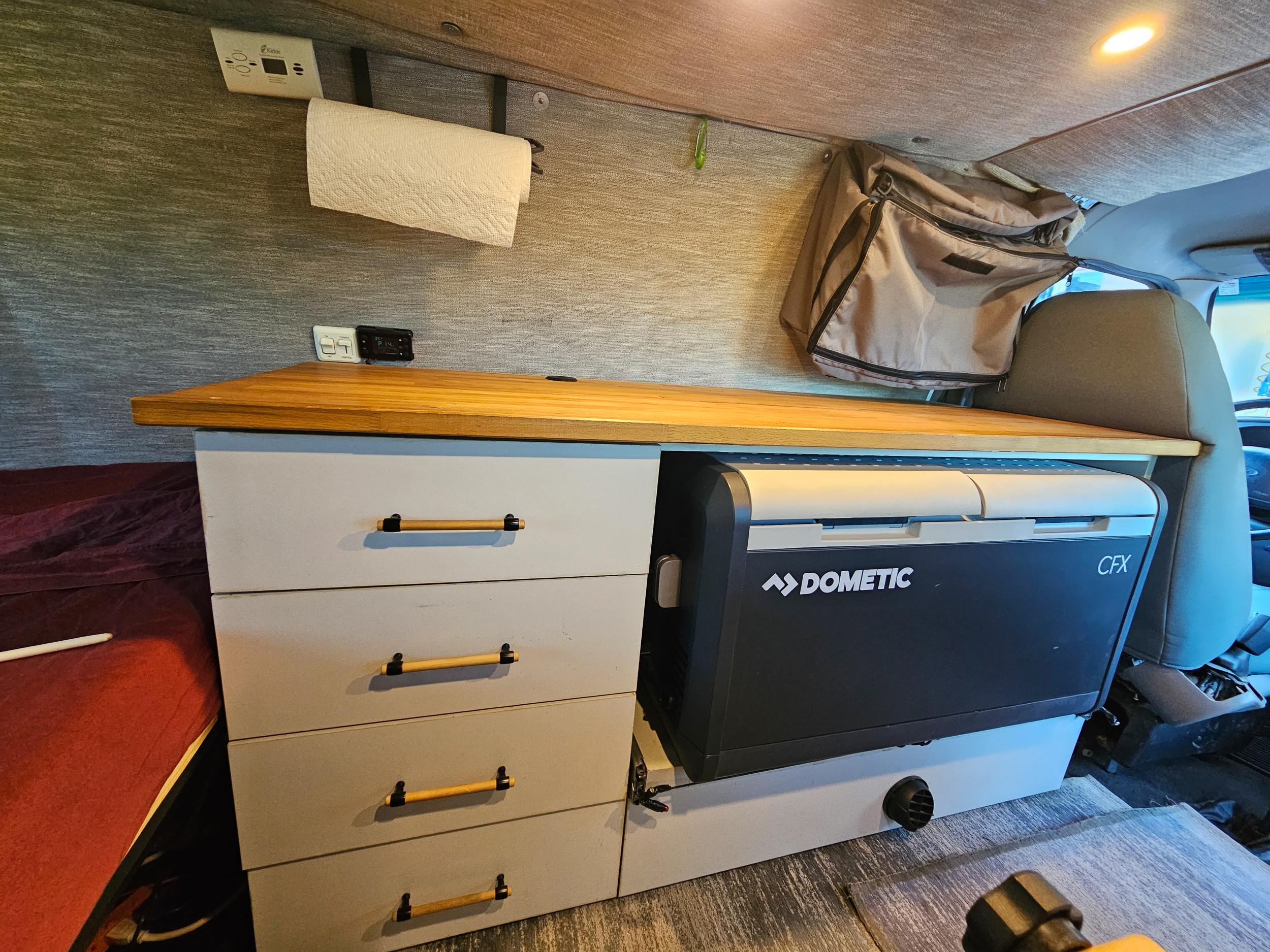 1998 Ford E-350 Adventure Van
