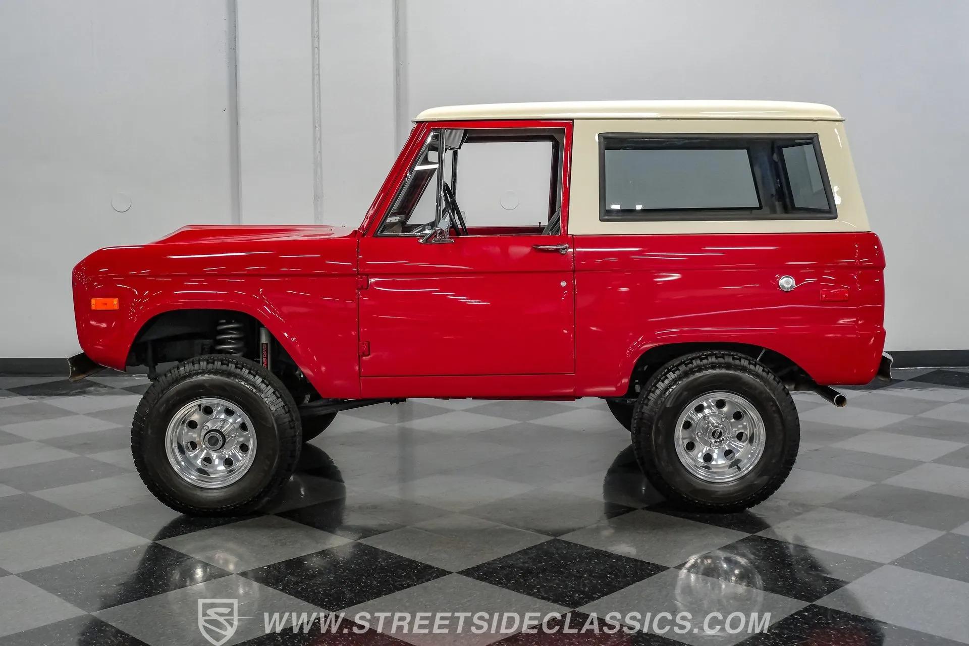 1970 Ford Bronco - 3