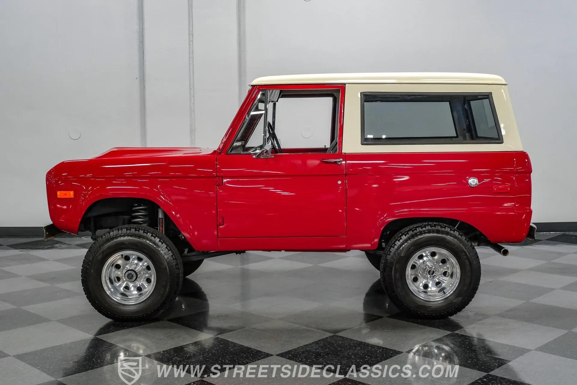 1970 Ford Bronco - 5