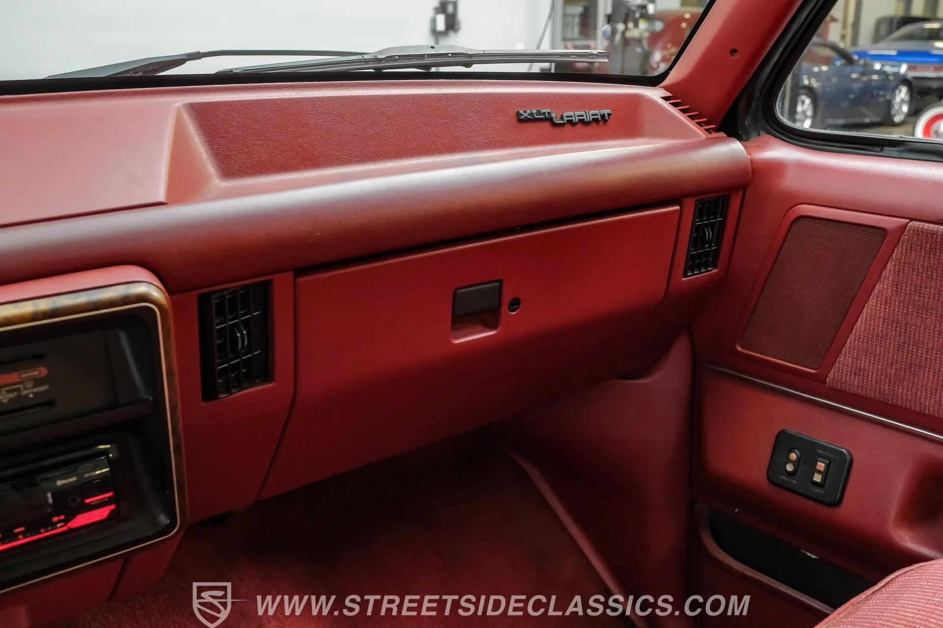 1991 Ford F-150 XLT Lariat