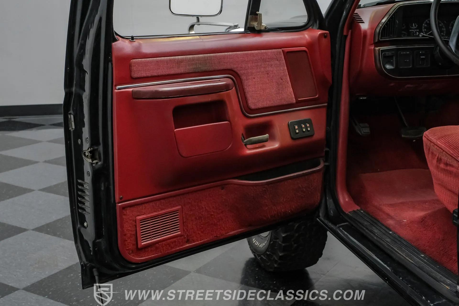 1991 Ford F-150 XLT Lariat
