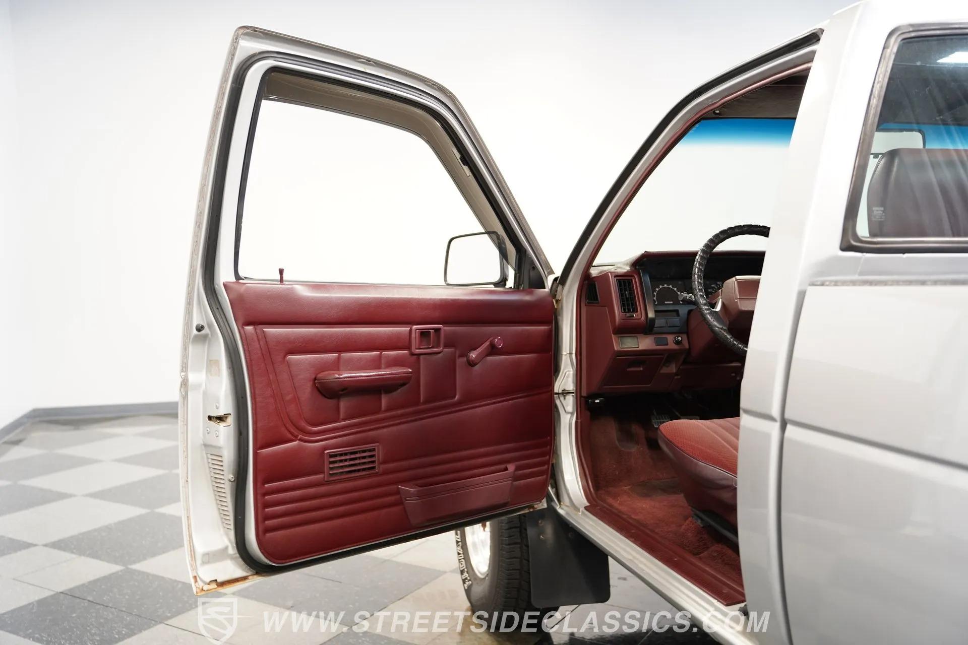 1990 Nissan Hardbody D21