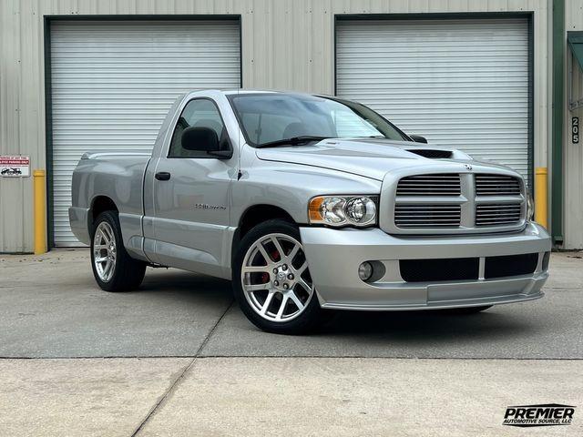 2004 Dodge Ram 1500 SRT-10 Base