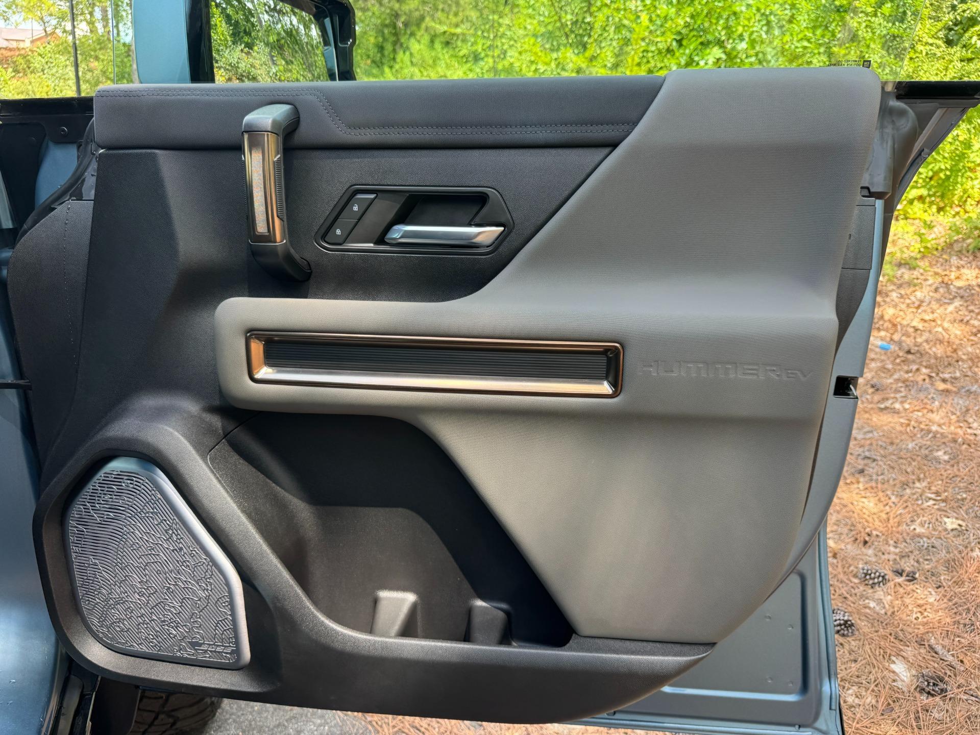 2024 GMC Hummer EV 3X Omega Edition