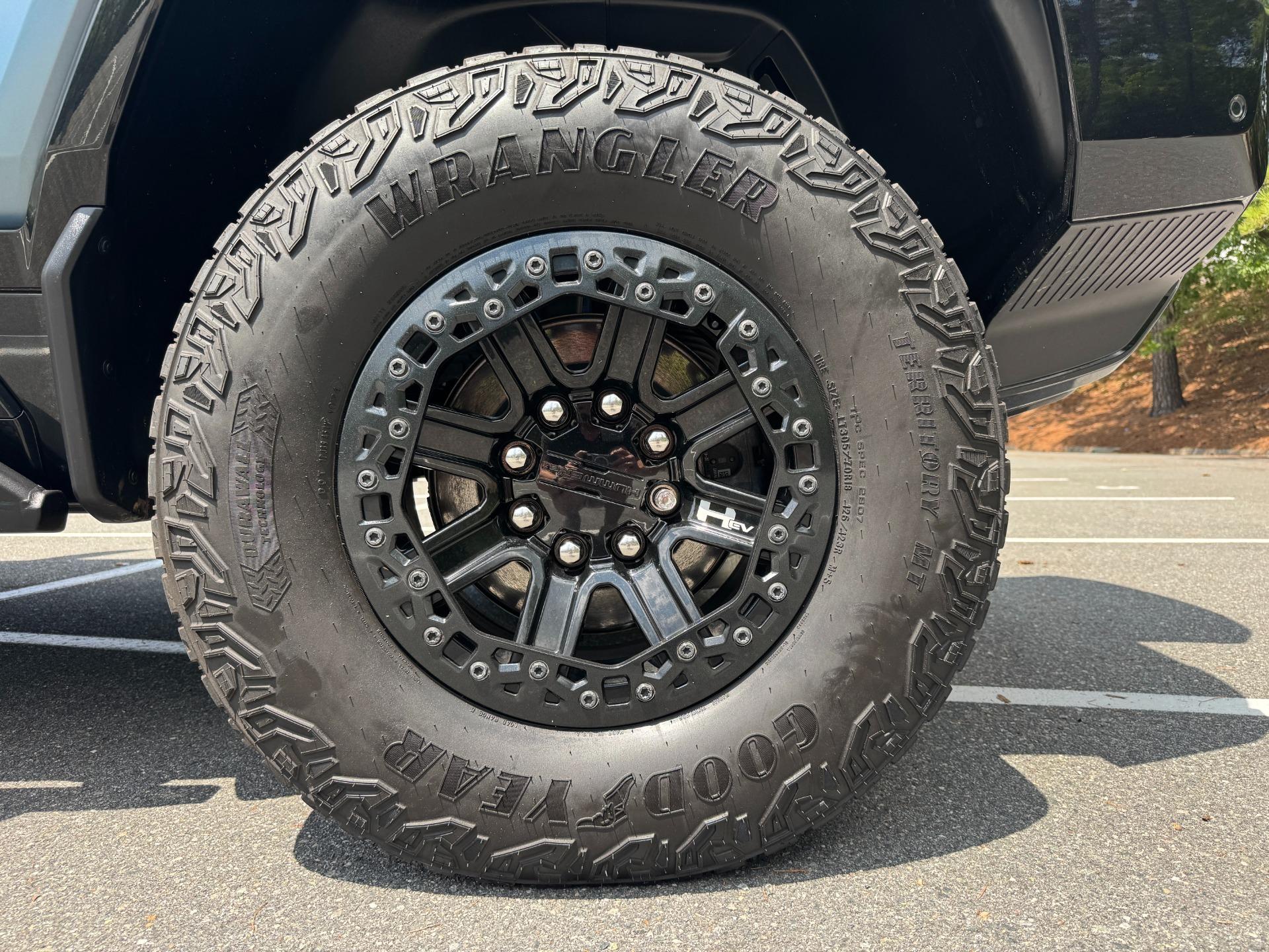 2024 GMC Hummer EV 3X Omega Edition