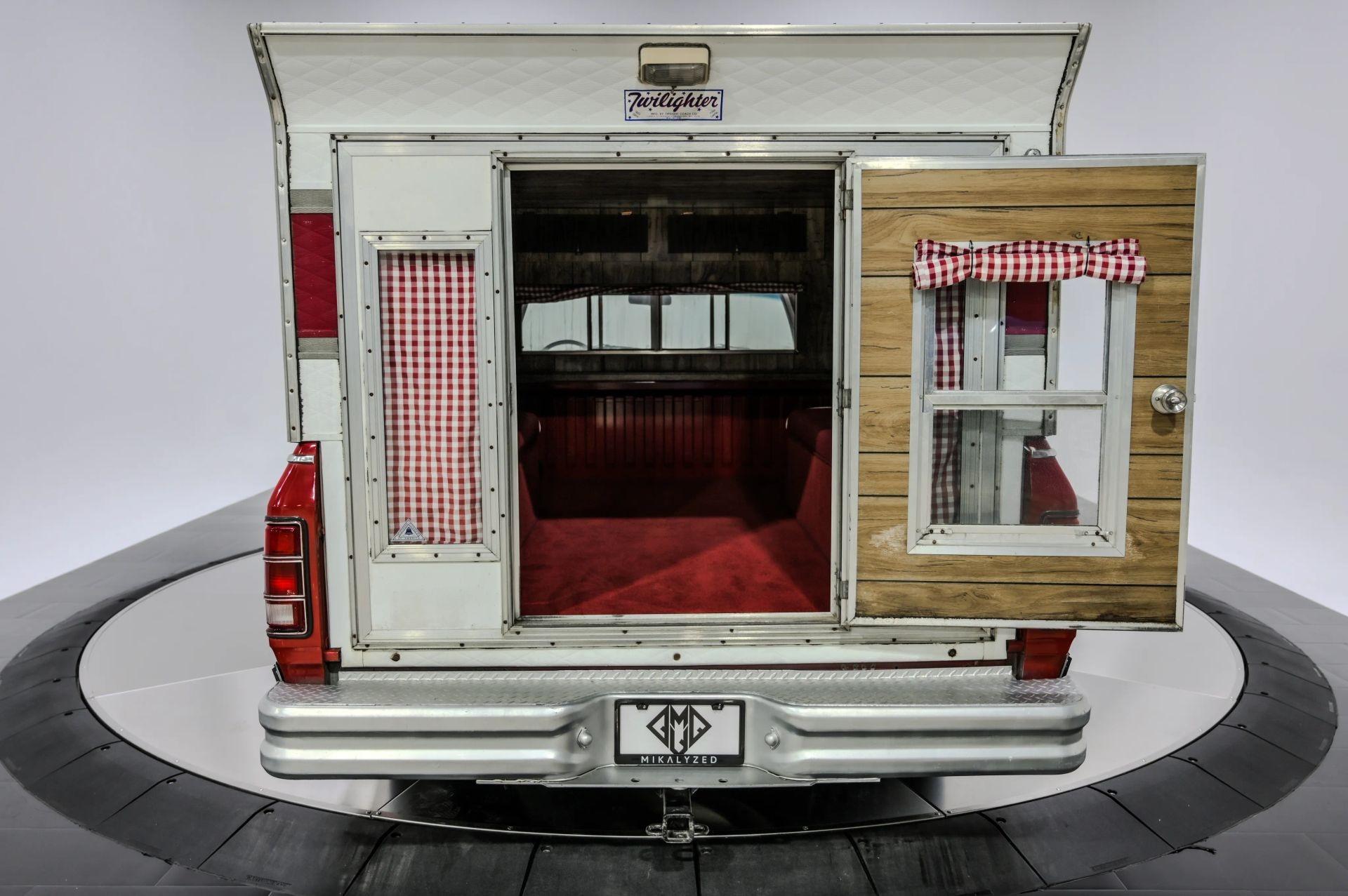 1985 Dodge Ram 150 Camper Special