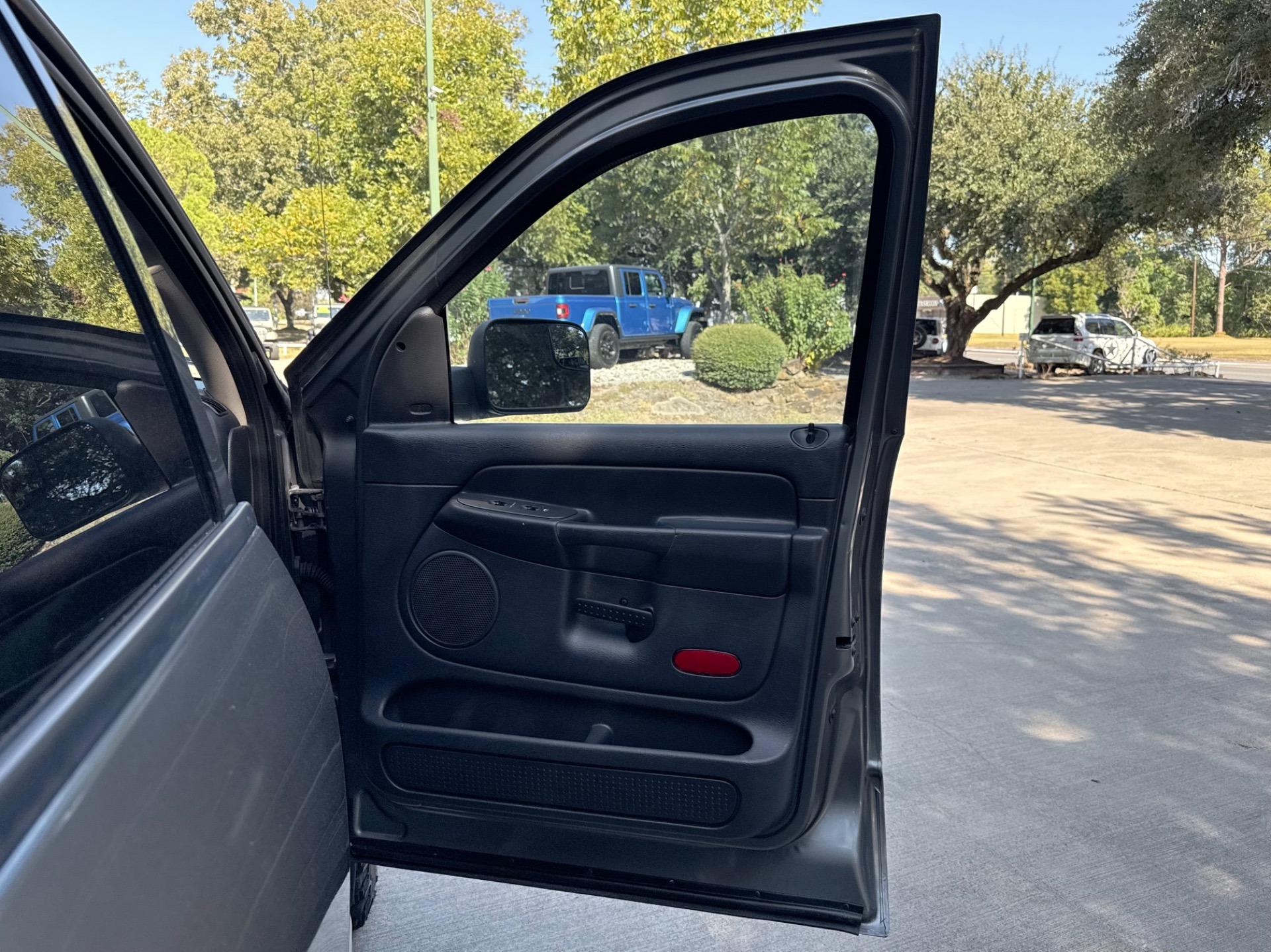 2005 Dodge Ram 3500 SLT