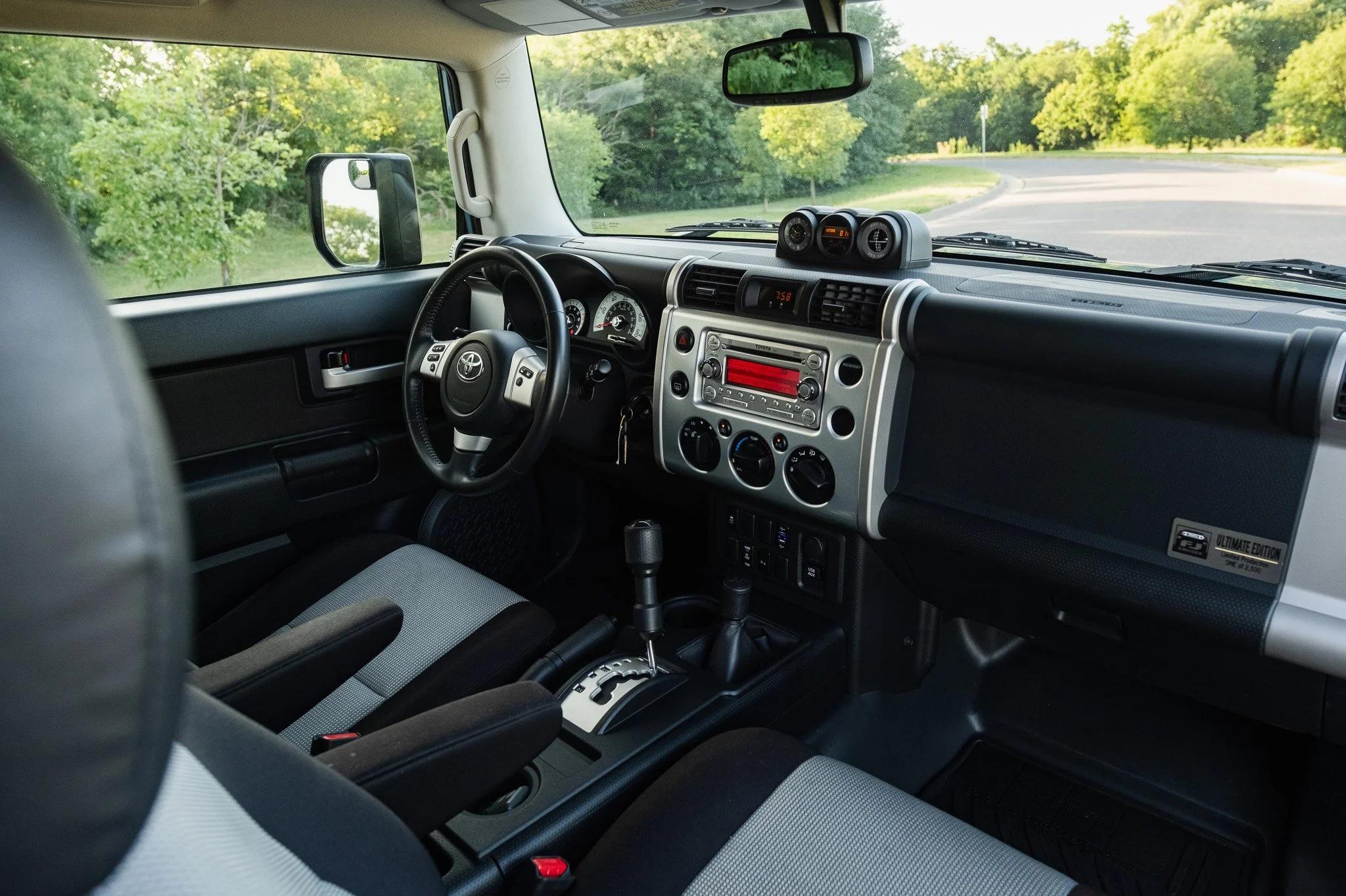 2014 Toyota FJ Cruiser Trail Teams Ultimate Edition